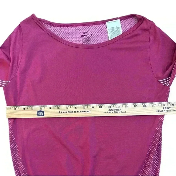 Nike Dri Fit Shirt Womens Medium Seamless Stay Cool Running Athleisure Comfort - Picture 6 of 6